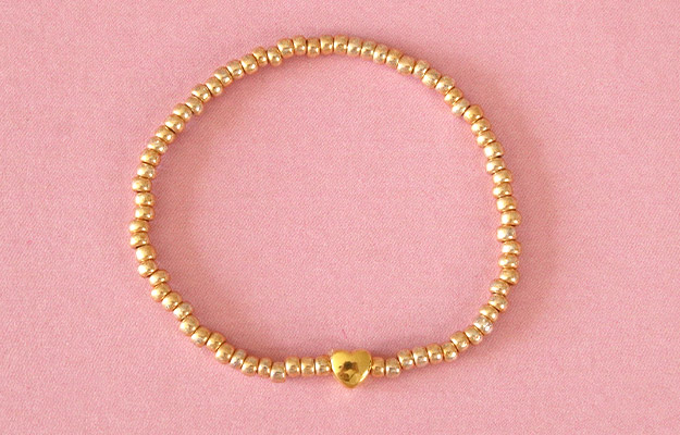 bracelet élastique simple en perles de rocailles Atelier Créatif EVJF