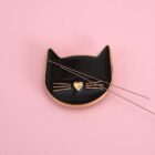 Porte-aiguille aimanté chat noir