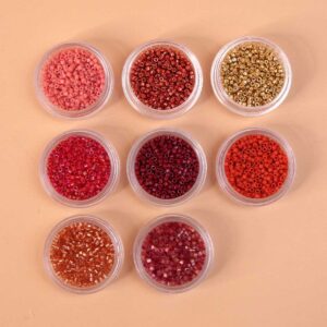 Assortiment de perles Miyuki delica 11/0 rouges